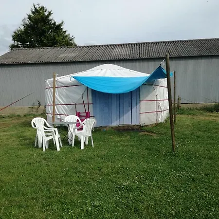 Ferme Equestre Du Mont Cruchet * Le Tertre